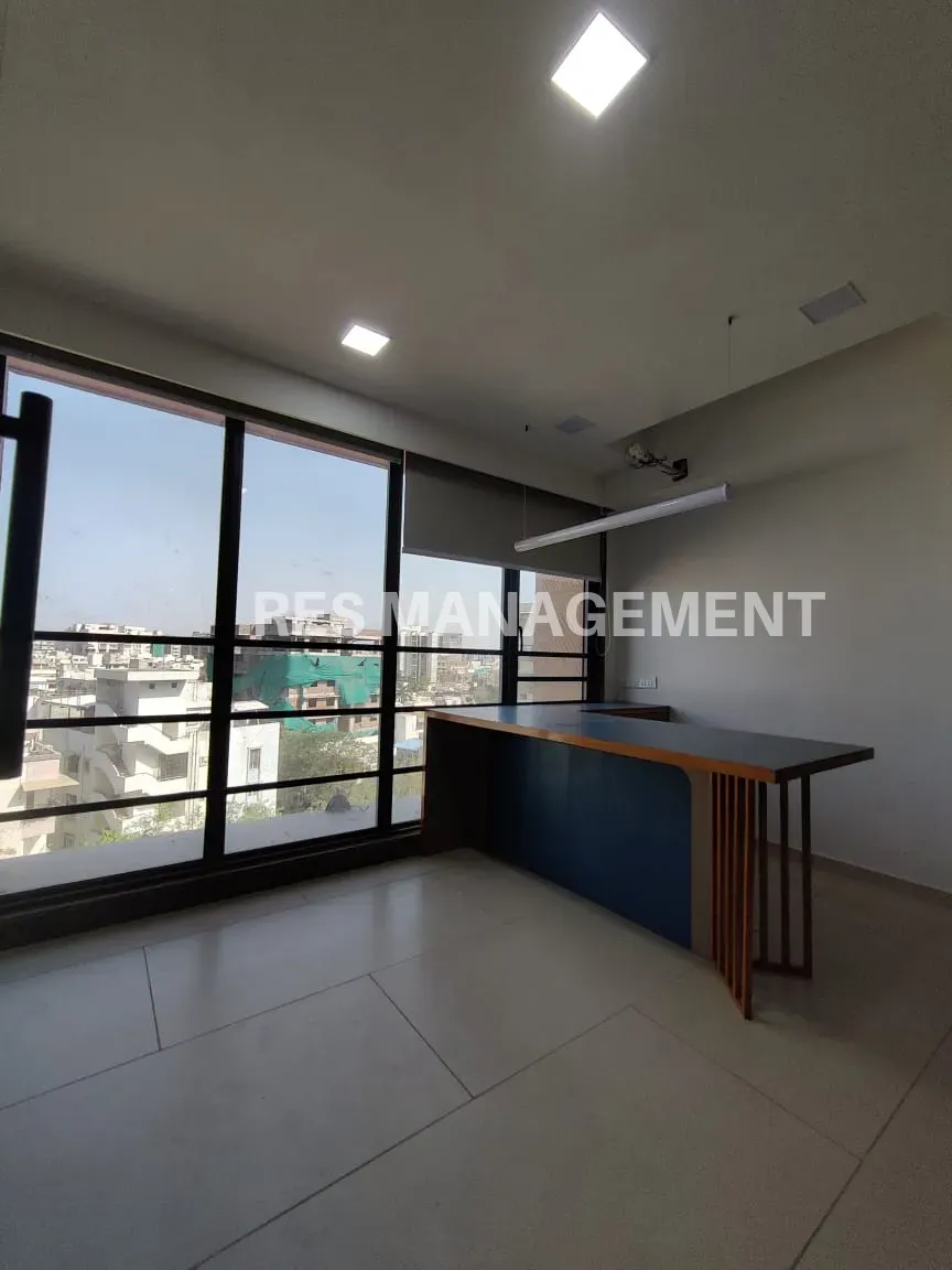 Fully Furnished office for Rent in Akshar Square Bodakdev 1 cabin 1 conference 12 seating