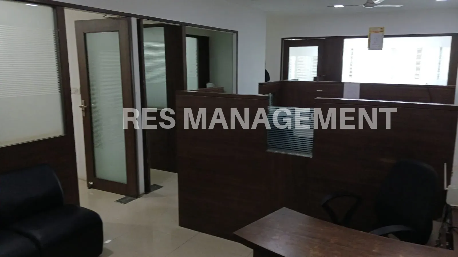 Fully Furnished office for Rent SG Highway 2 cabin 1 conference 22 seating
