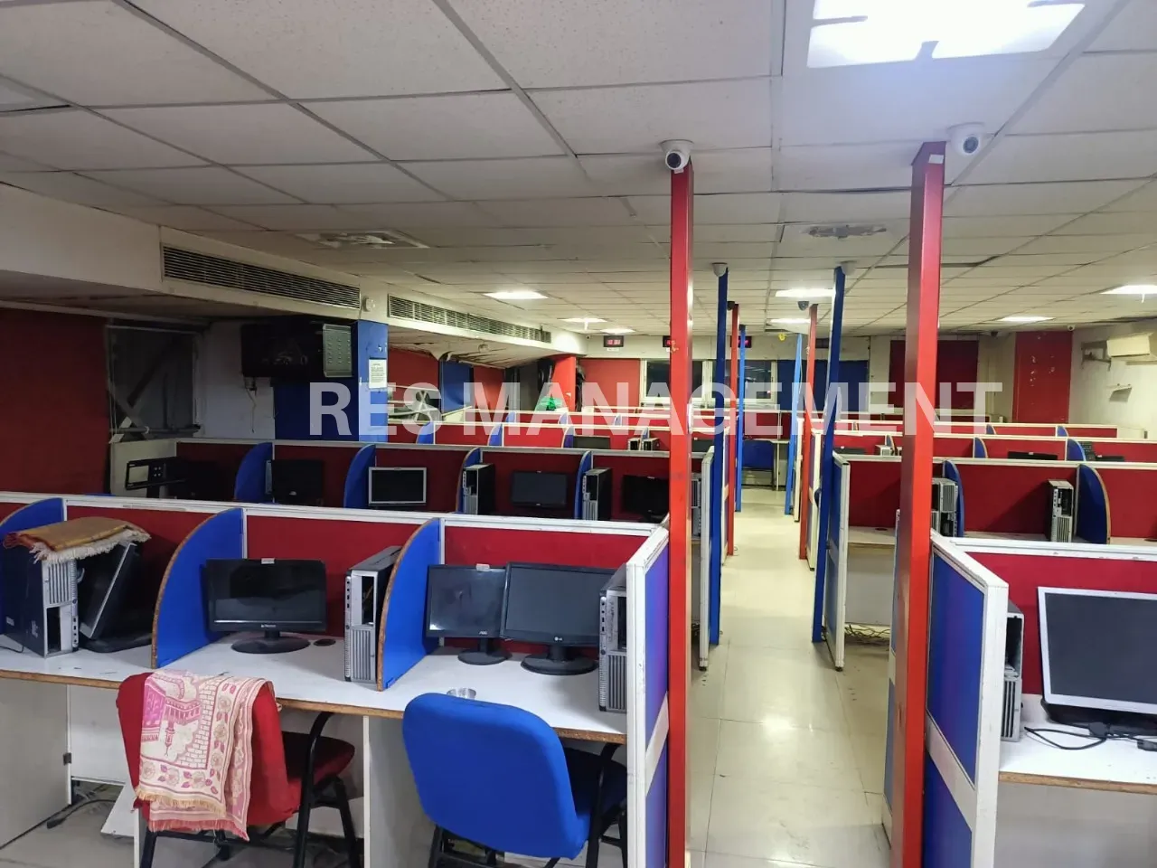 Fully Furnished office for RentCG Road 2 cabin conference  165 seating