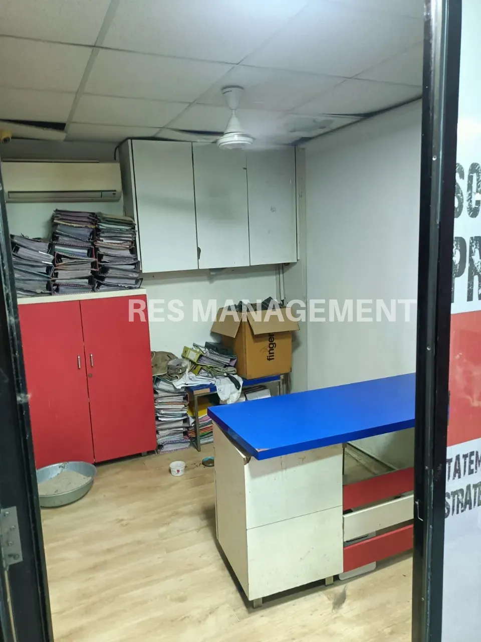 Fully Furnished office for RentCG Road 2 cabin conference  165 seating
