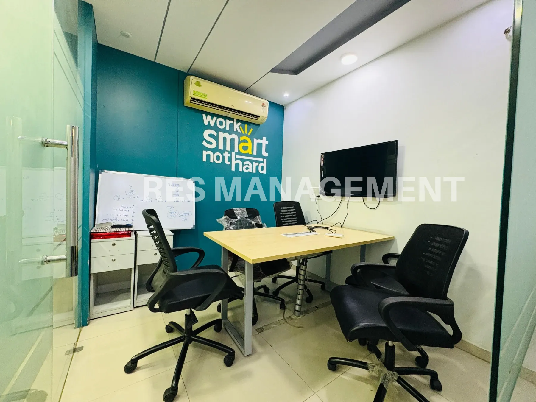 Fully Furnished office for Rent vastrapur 1 cabin 22 seating