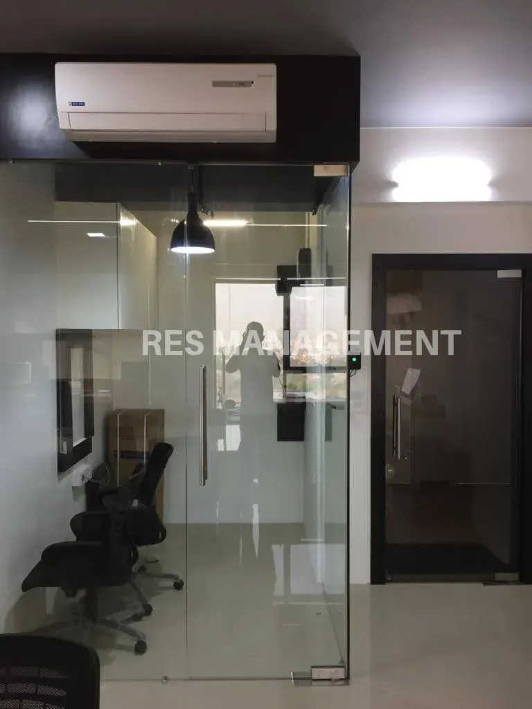 Fully Furnished office for Rent prahlad nagar  Corporate road 1 cabin 18 seating