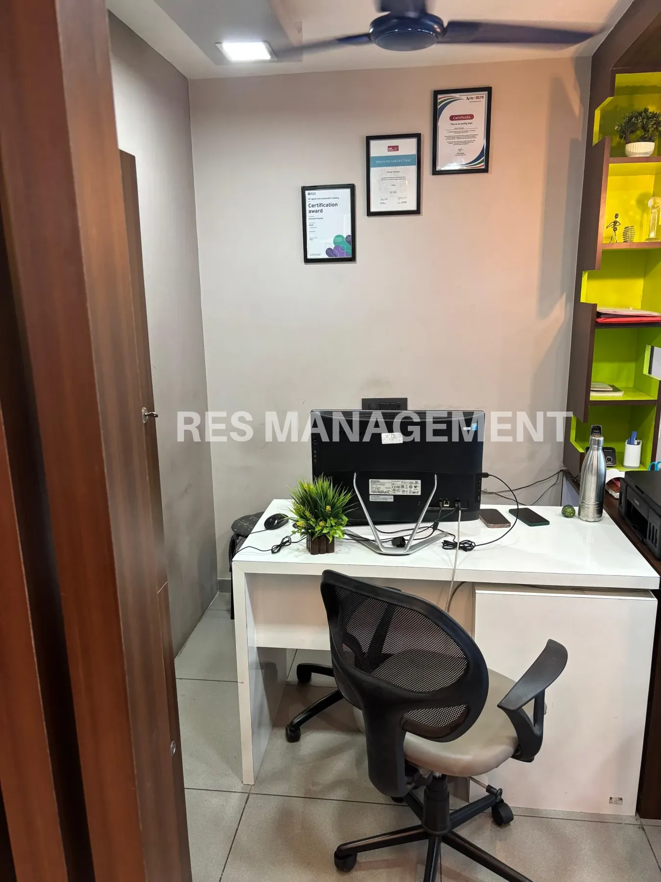 Fully Furnished office for Rent Satellite 1 cabin 1 conference 3 seating