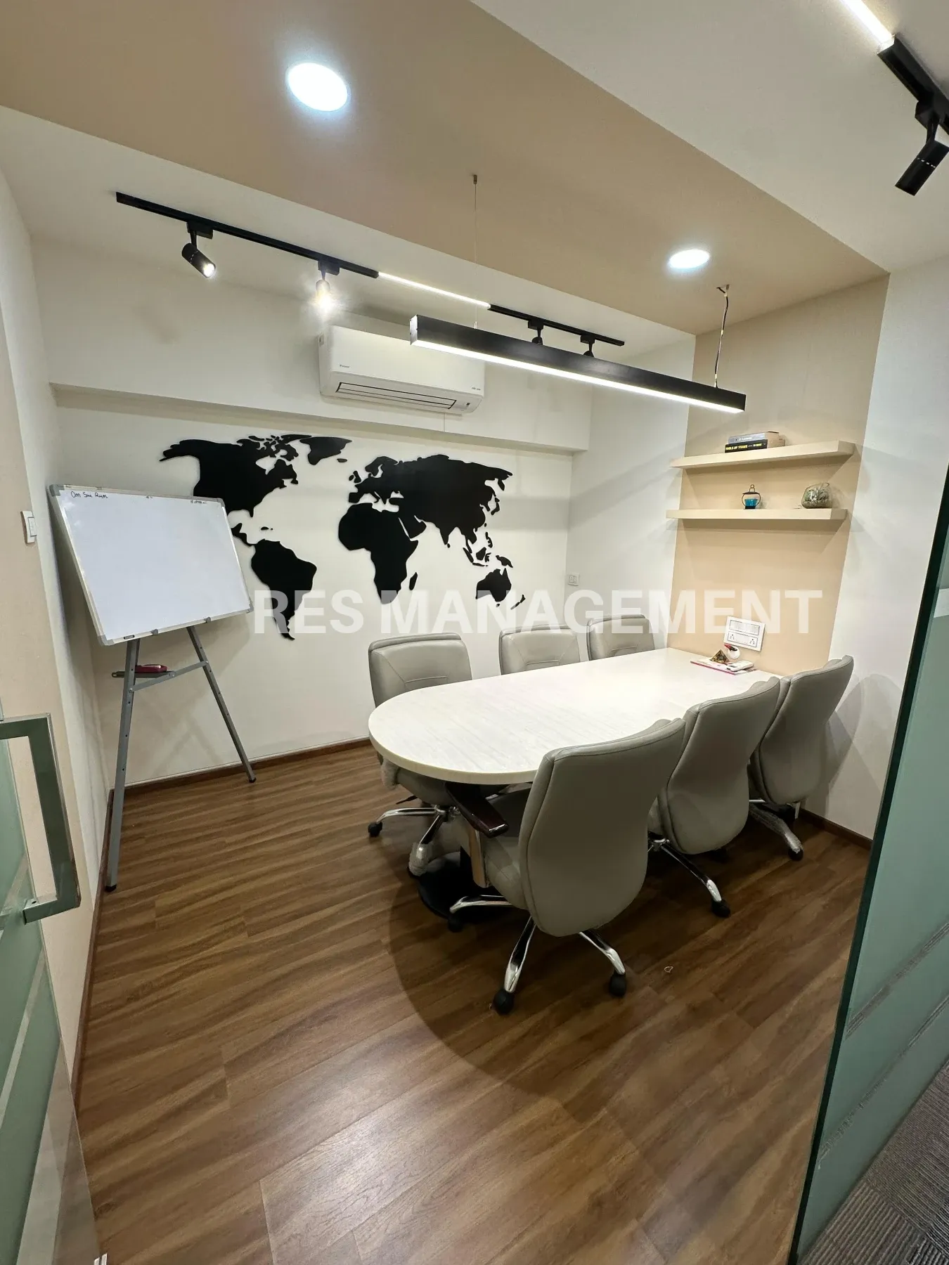 Fully Furnished office for Rent Sindhubhavan road 1 cabin conference 2 seating