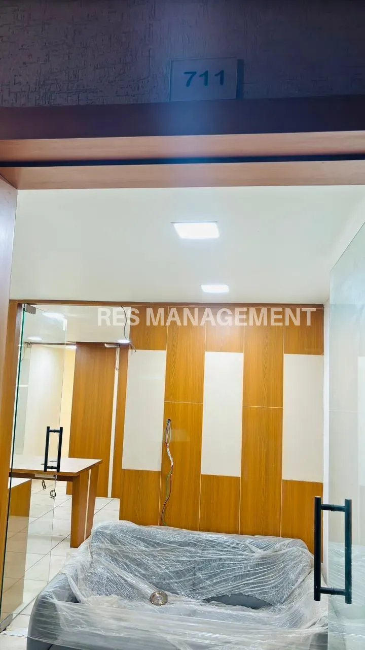 Fully Furnished office for Rentin PRahladnagar 1 cabin 7 seating