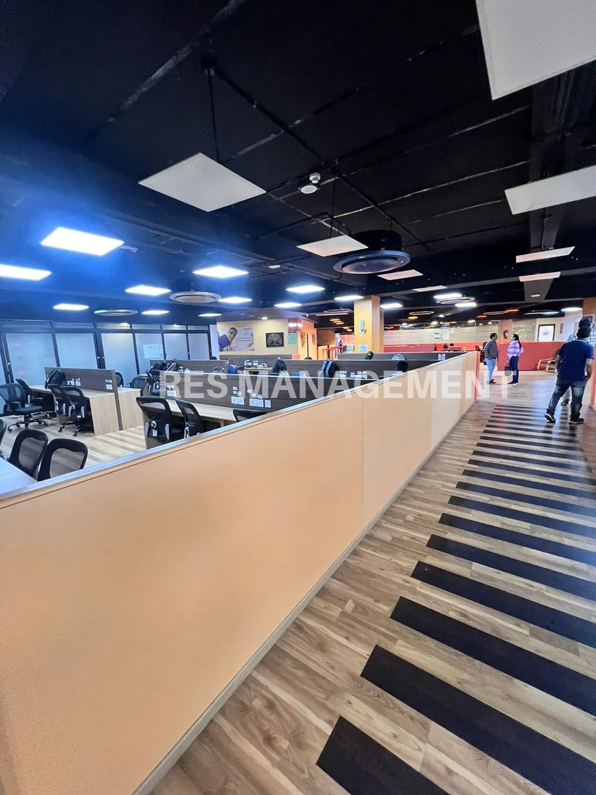 Fully Furnished office for Rent Sg Highway 700 Work station 35 cabin conference 42000 sq.ft.