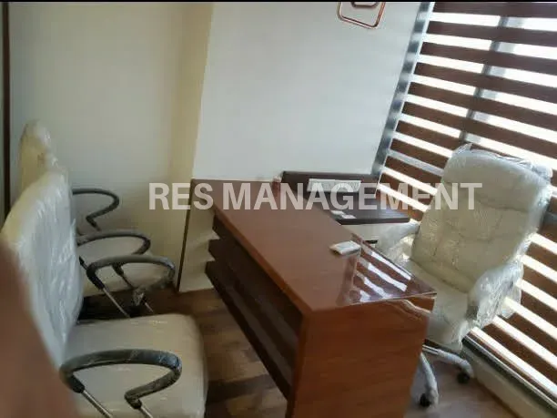 Fully Furnished office for Rent in Westgate business Bay SG Highway 1 cabin 11 seating