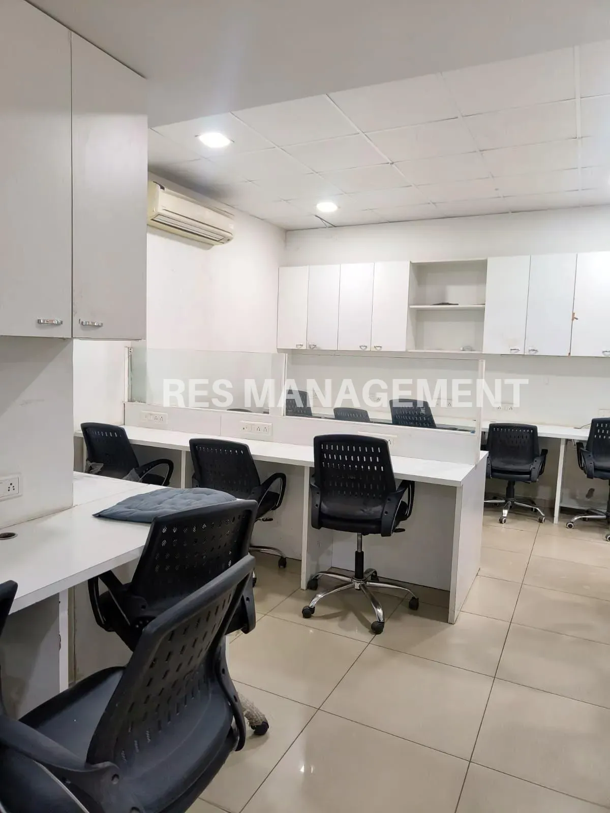 Fully Furnished office for Rent Satellite 1 cabin 1 conference 53 seating