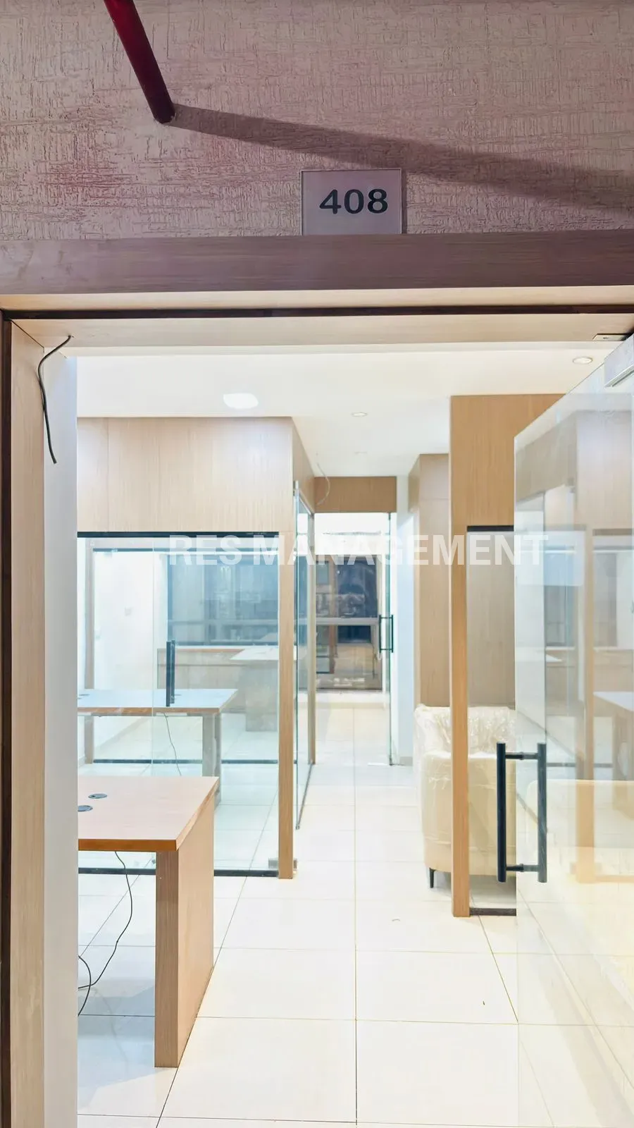 Fully Furnished office for Rent iscon Ambali Road with 2 cabin 6 seating