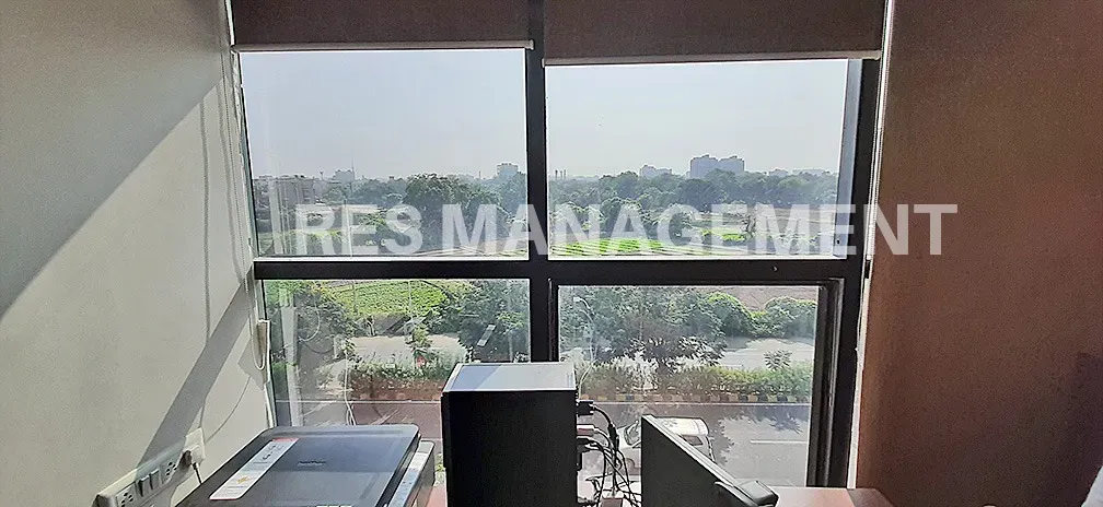 Fully Furnished office for Rent Hebatpura Road 1 cabin 10 seating