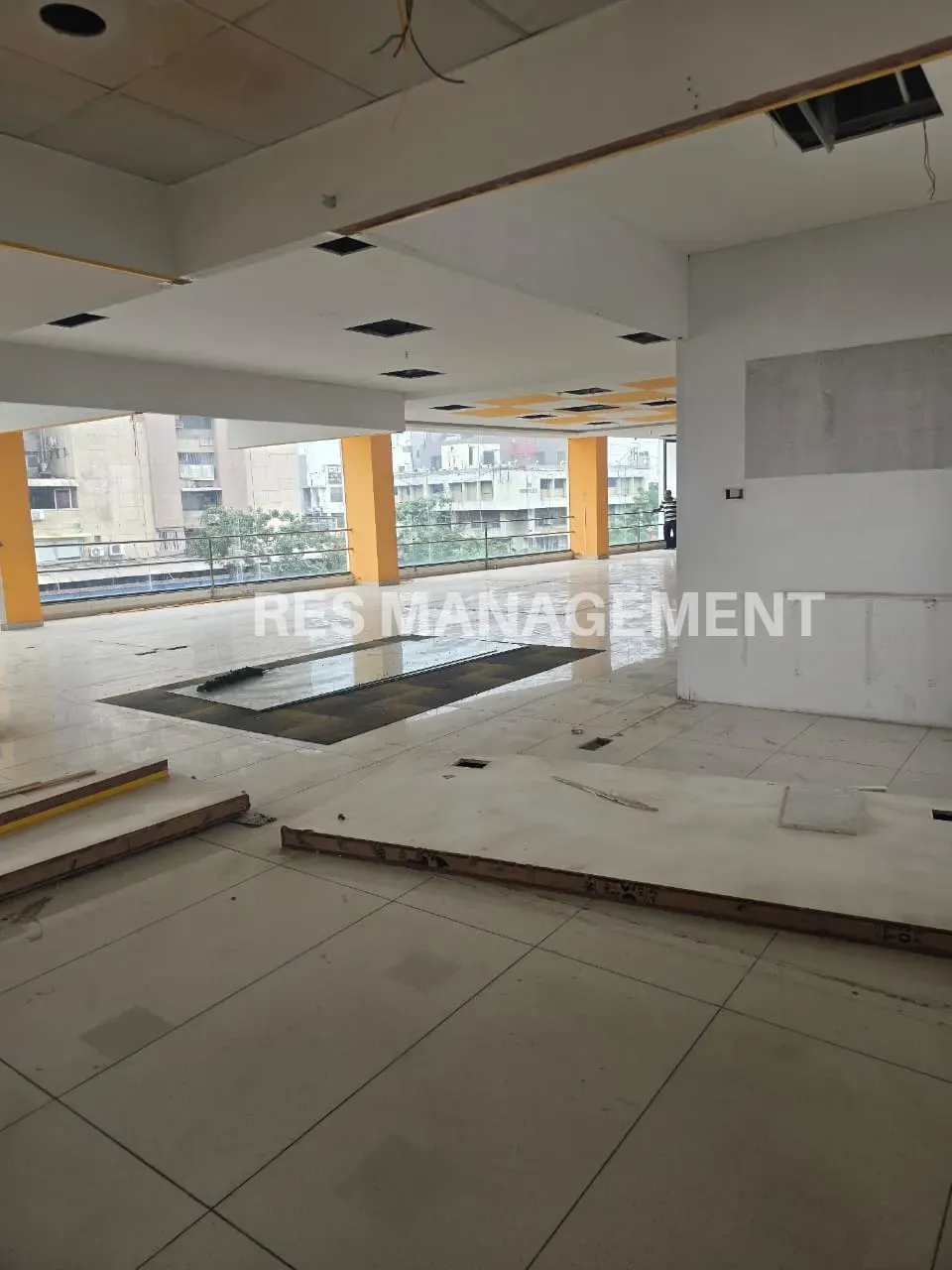 Road Facing office For Rent in CG Road with Big Frontage