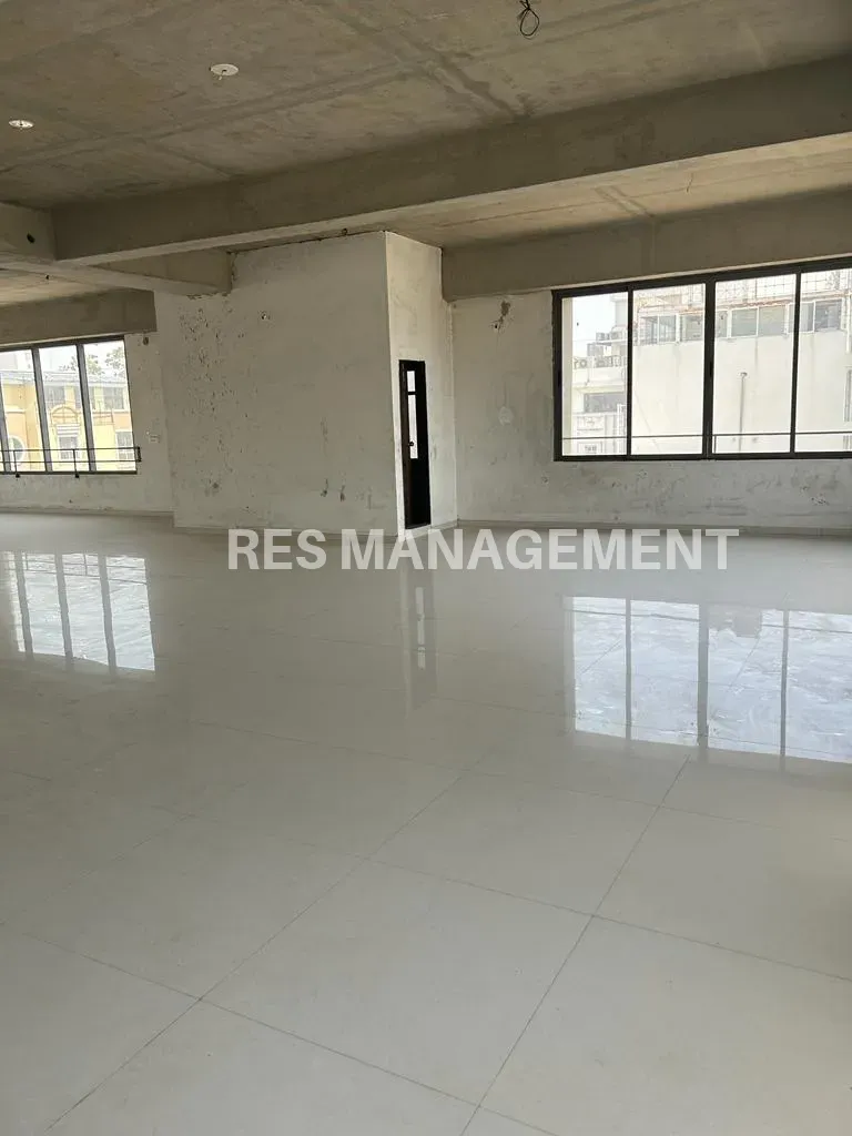 1800 sq.ft. office For Rent in Soalaris Business Bhuyangdev
