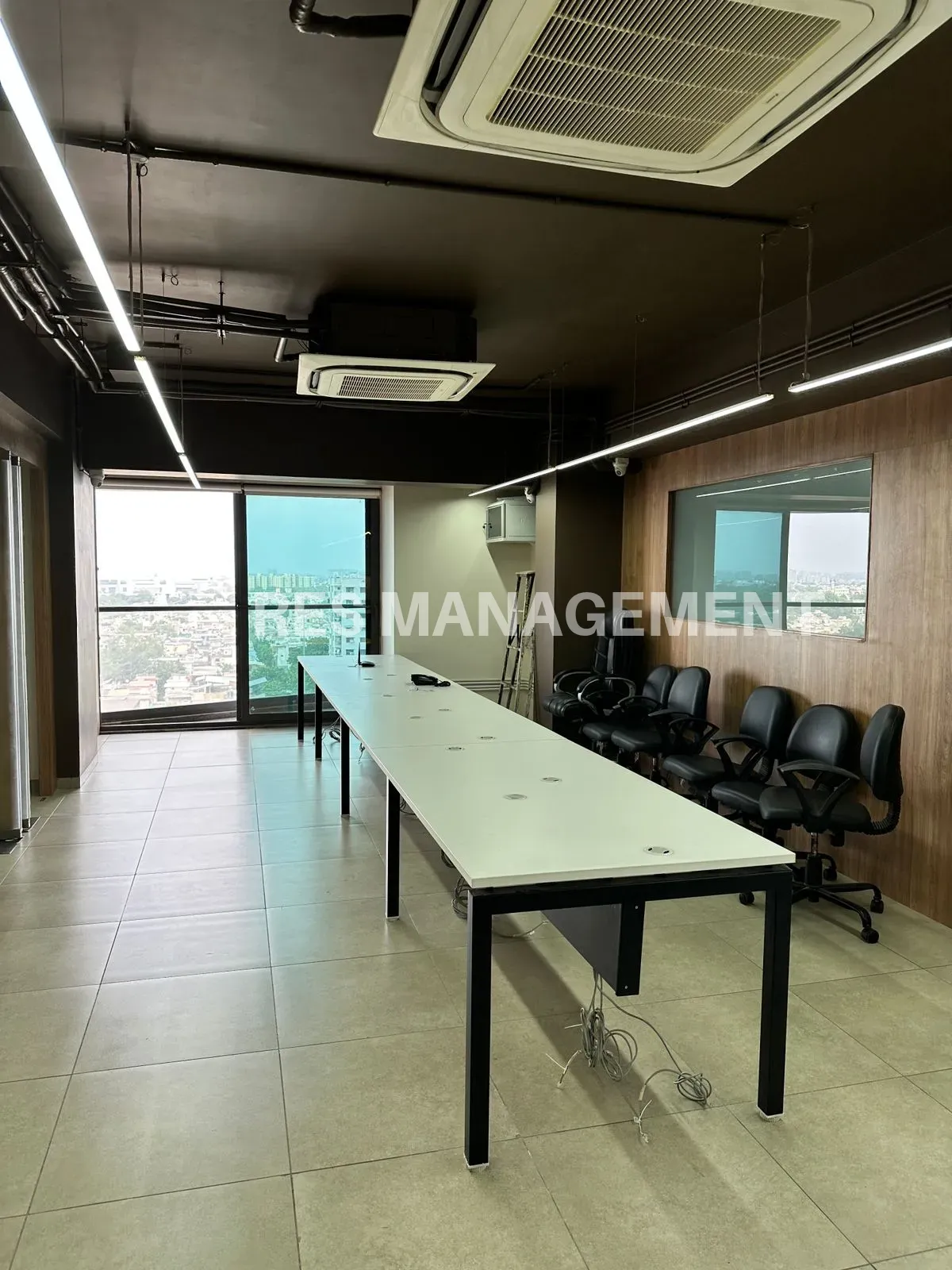 Maple Trade centre Thaltej