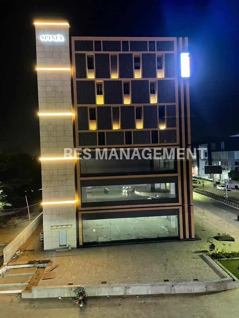Office for sell in Spinnel, SG HIghway