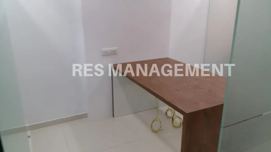 Iscon Emporio Satellite