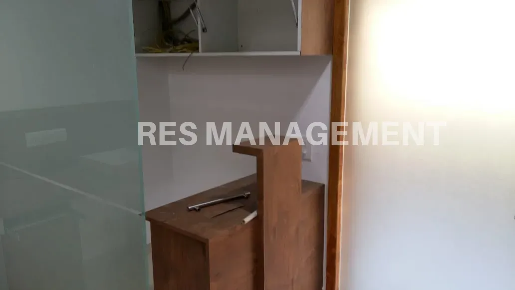 Iscon Emporio Satellite