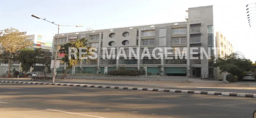 3RD 3YE ONE  CG ROAD AHMEDABAD