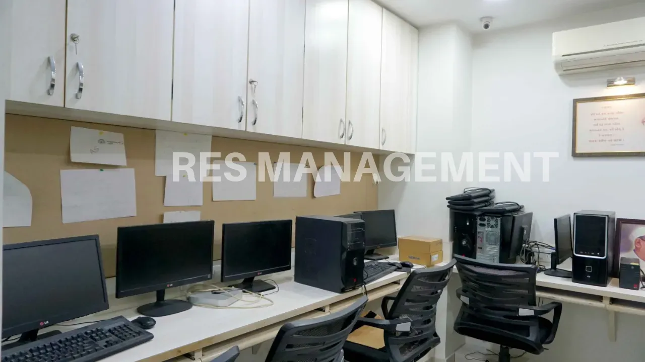 Ganesh Meridian SG Highway