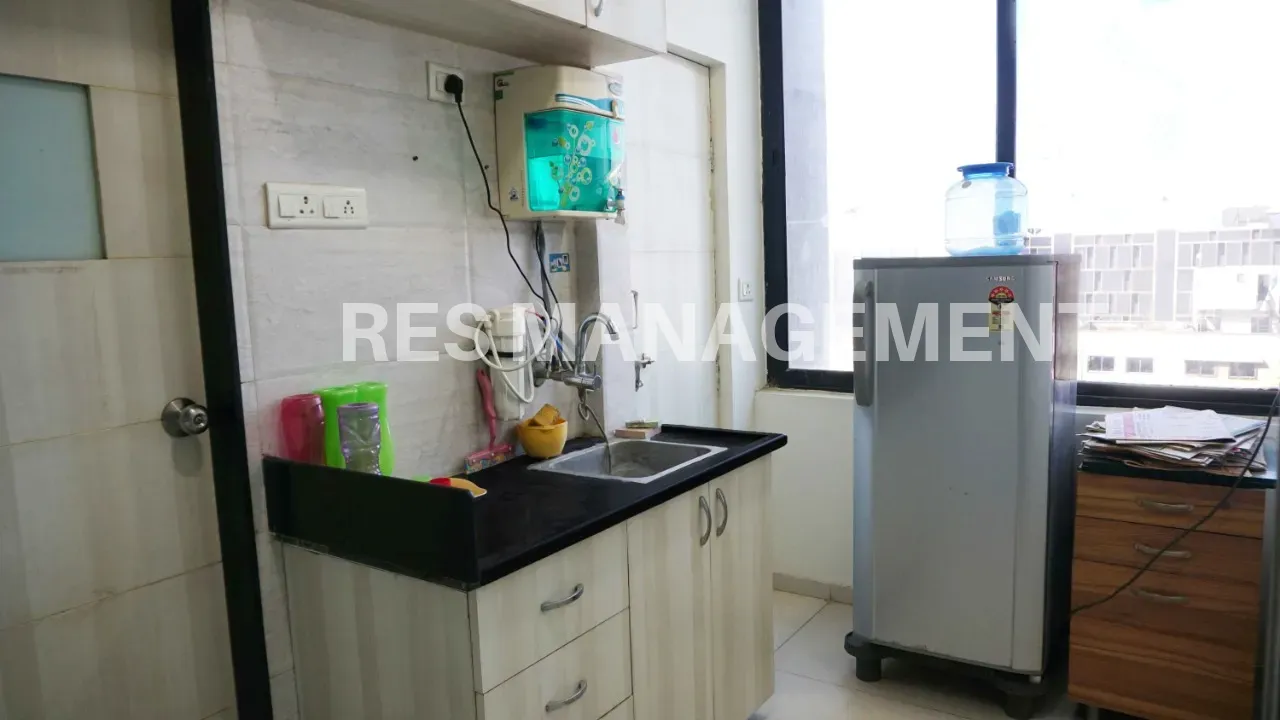 Ganesh Meridian SG Highway