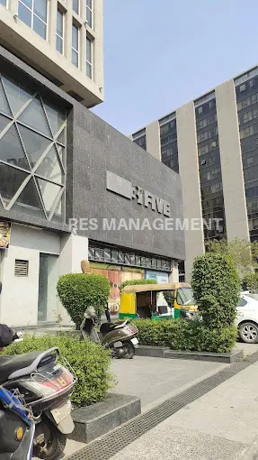  31FIVE PRAHLADNAGAR AHMEDABAD