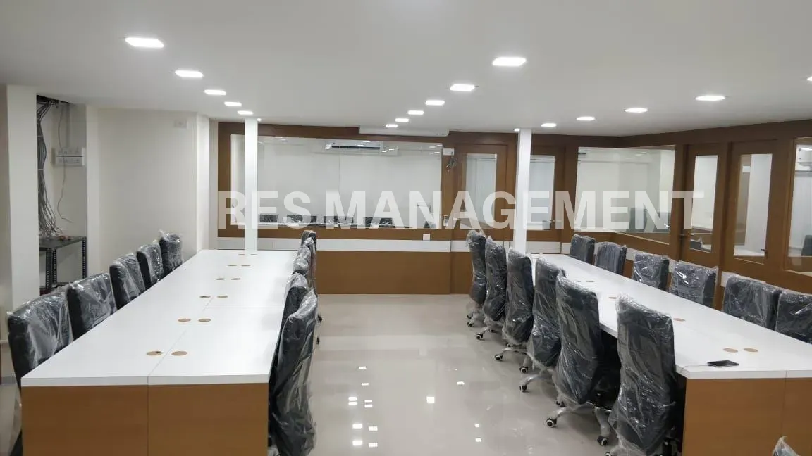 Fully Furnished office for Rent Safal pegasus Prahladnagar