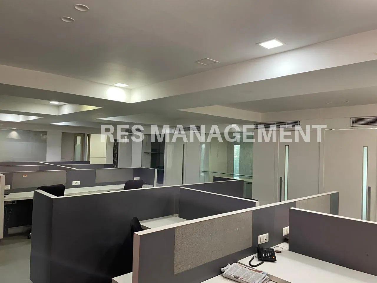 DEVARC MALL SG HIGHWAY AHMEDABAD