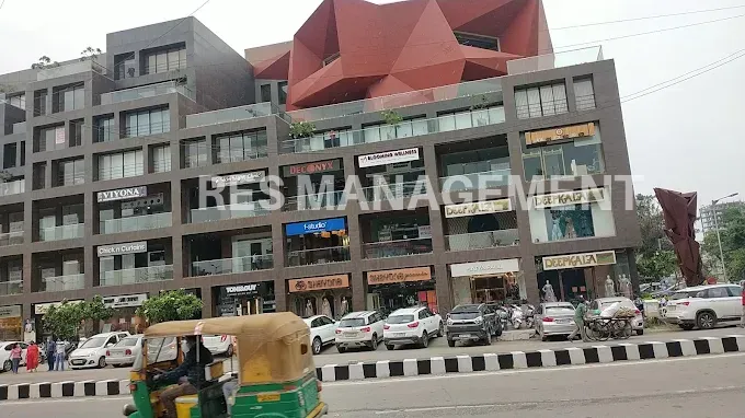 STELLER SINDHUBHAVAN ROAD AHMEDABAD