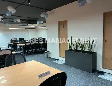 Fully Furnished office for Rent Vastrapur 5 cabin 1 conference 90 seating