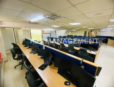 Fully Furnished office for Rent in CG Road NAvrangpura 5 cabin conference 120 workstations