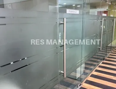 Fully Furnished office for Rent Sg Highway 700 Work station 35 cabin conference 42000 sq.ft.