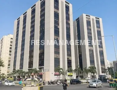 whatsapp-image-2025-04-16-at-11-43-58-am-3-