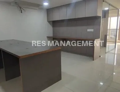 Fully Furnished office for Rent in SG Highway 2 cabin 14 seating