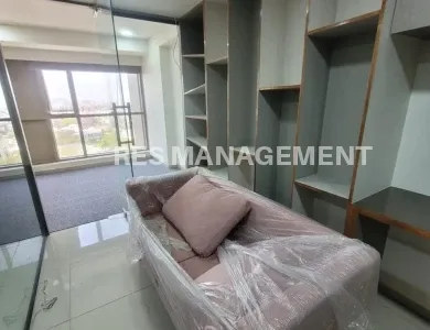 Fully Furnished office for Rent in SG Highway 2 cabin 14 seating