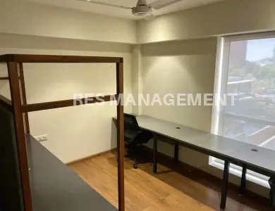 Fully Furnished office for Rent Shilp Epitome Bodakdev 1 cabin 5 seating