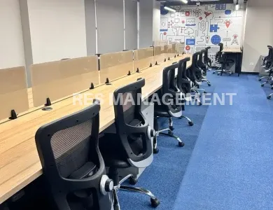 Co Working Drive in Road