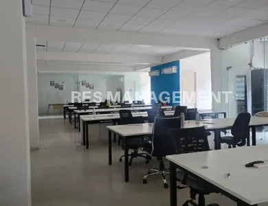 Iquare science city road