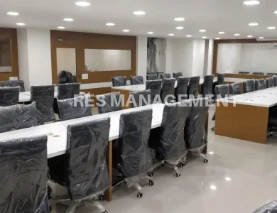 Fully Furnished office for Rent Safal pegasus Prahladnagar