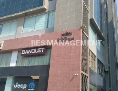 GANESH MERIDIAN SOLA SG HIGHWAY AHMEDABAD