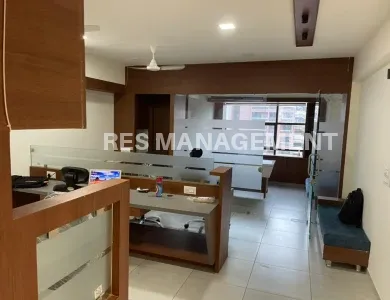 fa3f8482-85c6-4e1b-8949-7b40ca4bef65