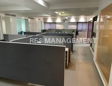 DEVARC MALL SG HIGHWAY AHMEDABAD