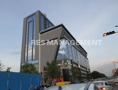 TIMES SQAURE GRAND SINDHUBHAVAN ROAD AHMEDABAD