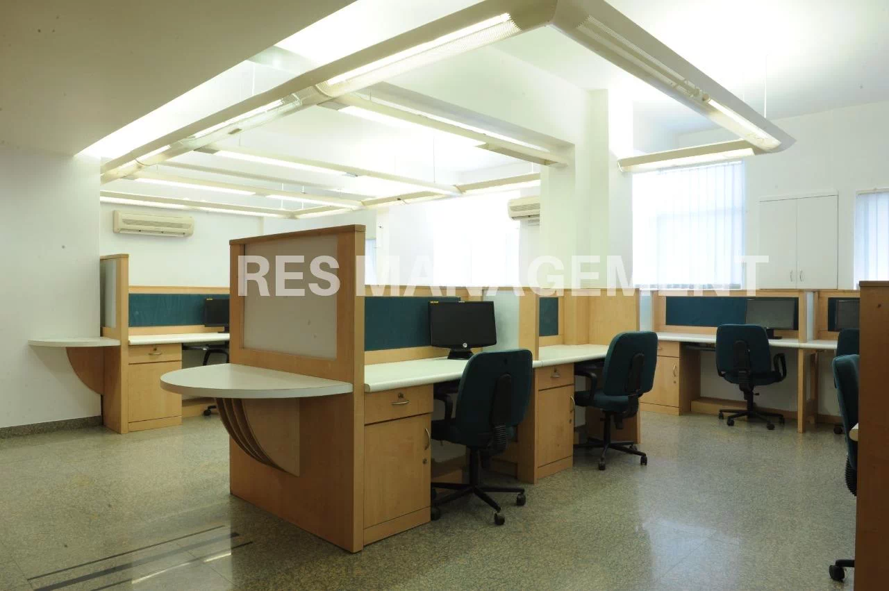 Office for Rent in Maradia Plaza, CG Road, Ahmedabad