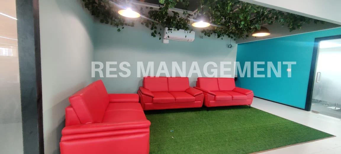 Office Space for Sale in Satellite, Ahmedabad