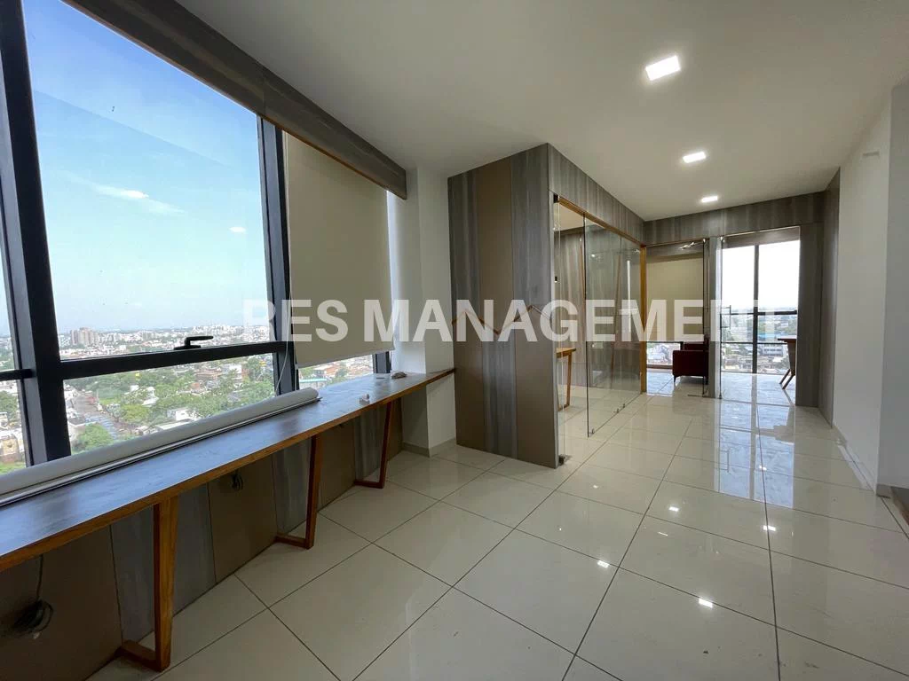 926 ft  Fully furnished office For Rent In World trade tower
