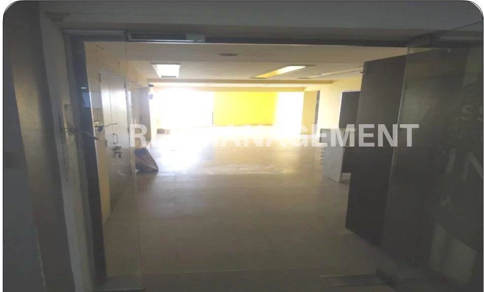 8000 Sq. Ft Office For Rent In Landmark Building, Satellite, Ahmedabad.