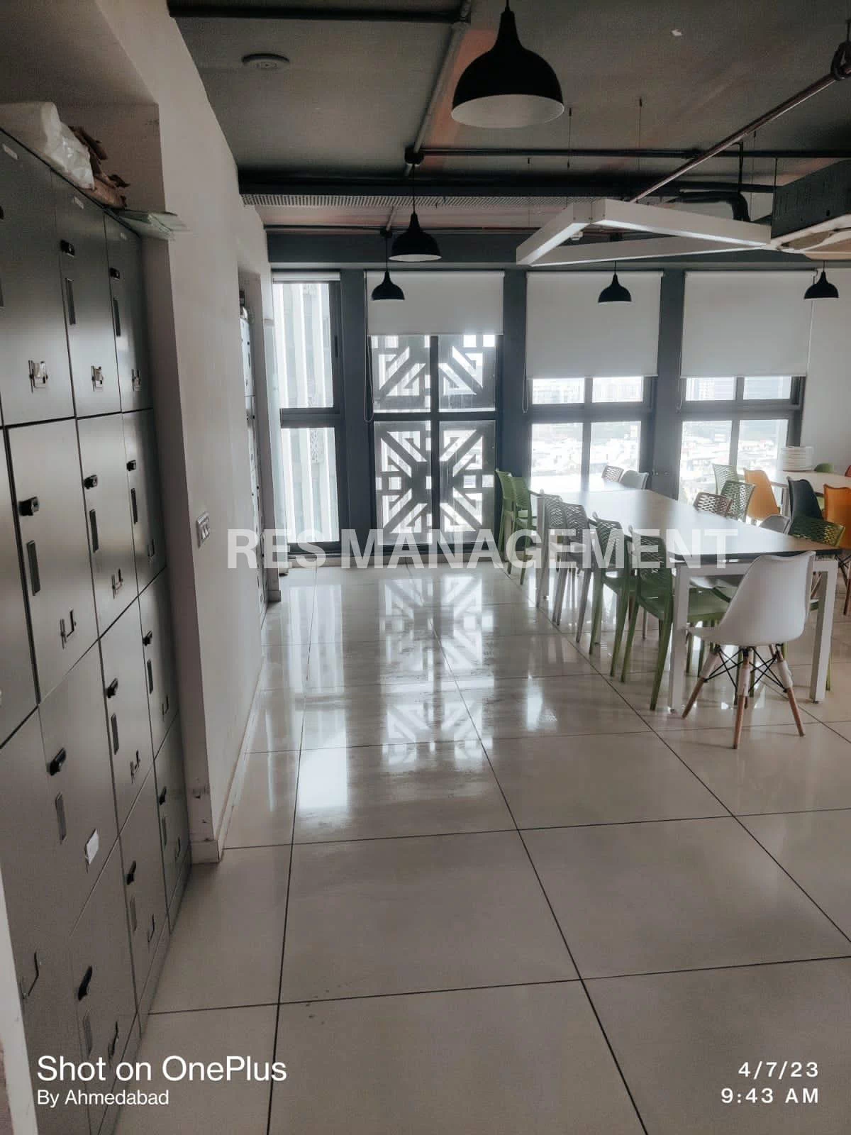 Office for Rent in Ratnakar Nine Square, Vastrapur, Ahmedabad