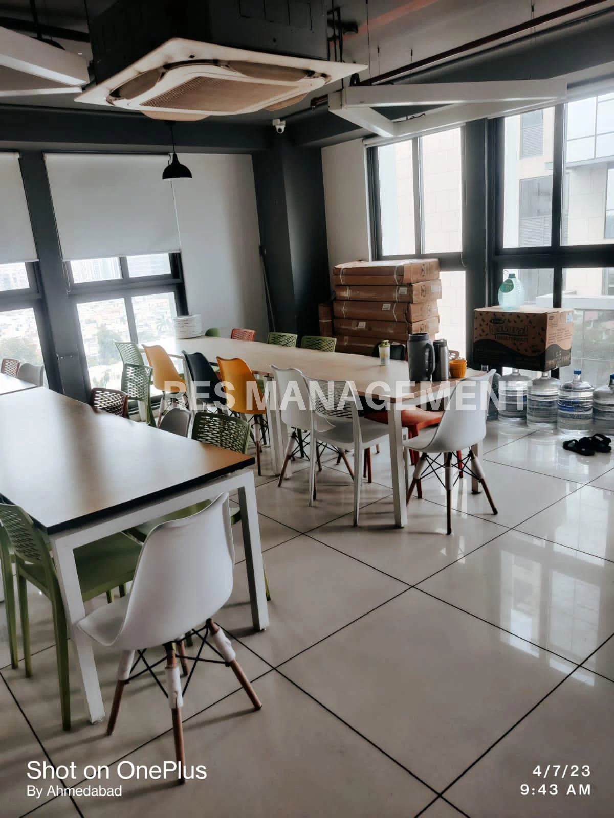 Office for Rent in Ratnakar Nine Square, Vastrapur, Ahmedabad