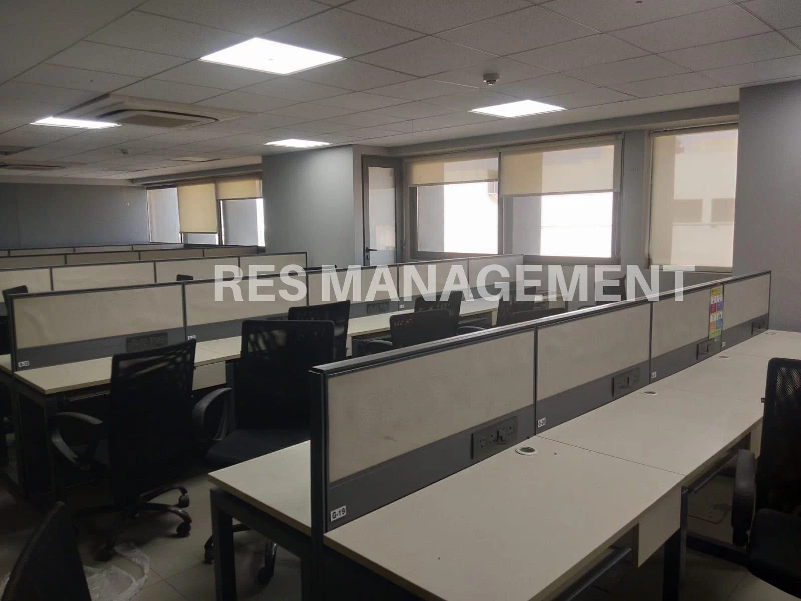 80 Seats, Vastrapur, Ahmedabad.