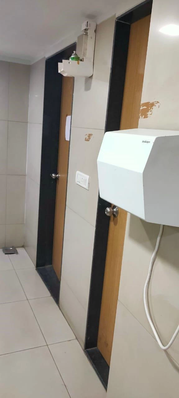 Parshwanath Business Park, Prahlad Nagar