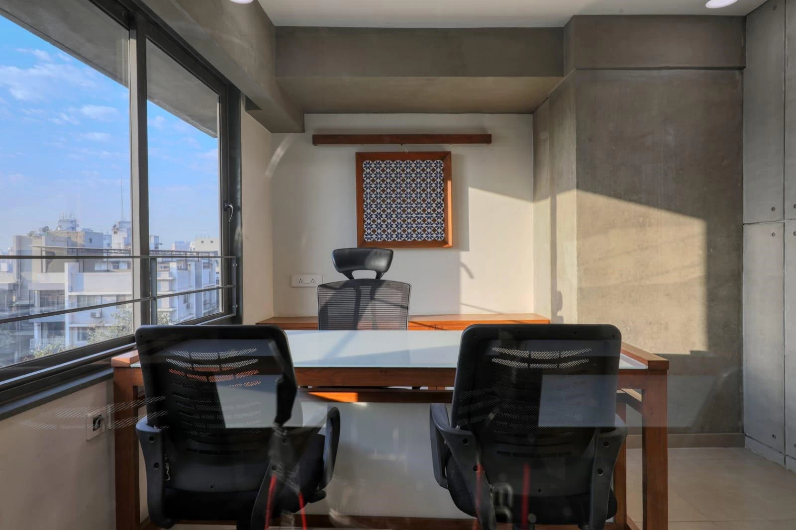 931 sq.ft. Fully Furnished Office For Rent CG Road 2 cabin 6 seating